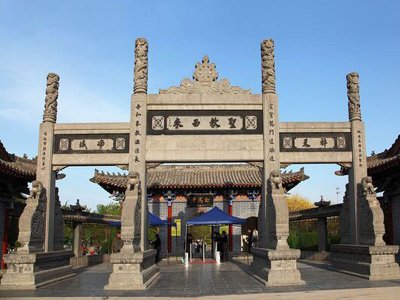 三門簡(jiǎn)易古建石牌坊